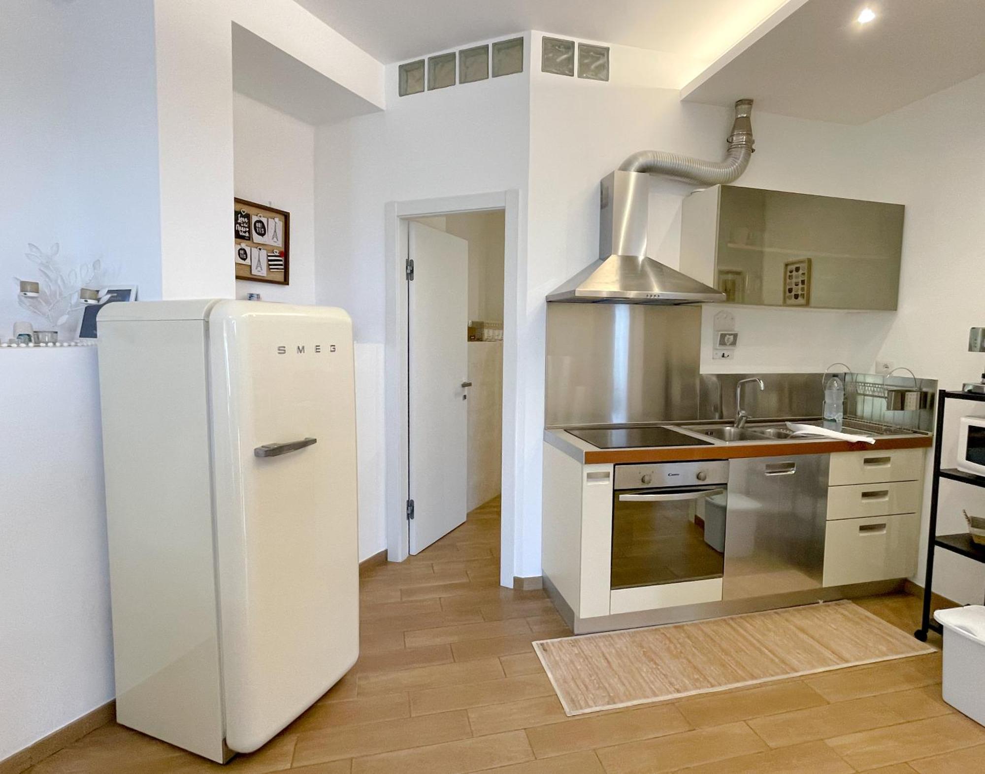 The Shabby House - Charming Seaside Retreat In Central Anzio, Steps From Beach And Train Station Dış mekan fotoğraf